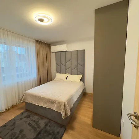 Moon - 1 Bedroom Luxury 普罗夫迪夫
