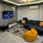 Moon - 1 Bedroom Luxury Apartment