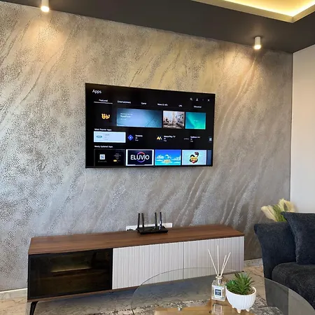 Moon - 1 Bedroom Luxury *