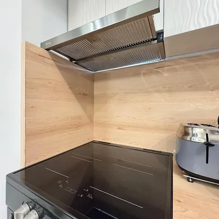 דירה Moon - 1 Bedroom Luxury פלובדיב