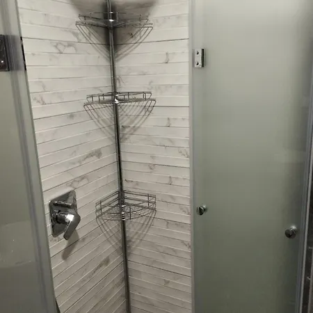Moon - 1 Bedroom Luxury דירה *