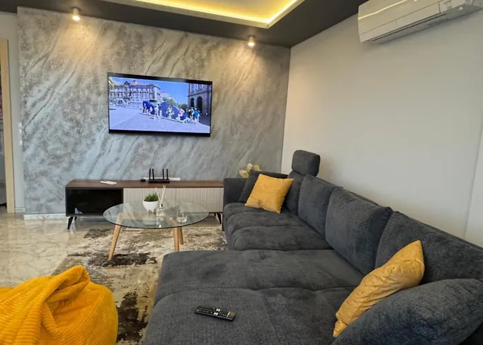 Moon - 1 Bedroom Luxury Apartamento Plovdiv